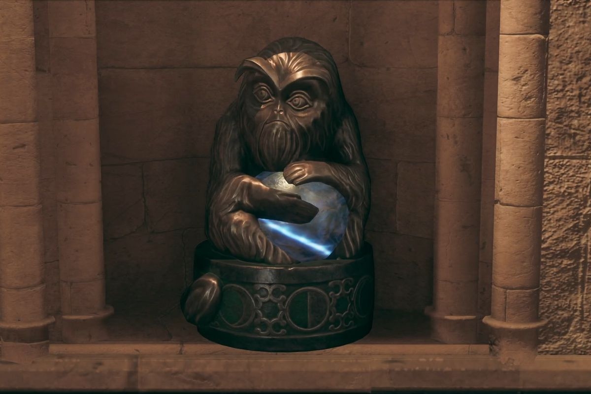 Demiguise statue and moon in Hogwarts Legacy. Monkey? What is it? Glowing orb.