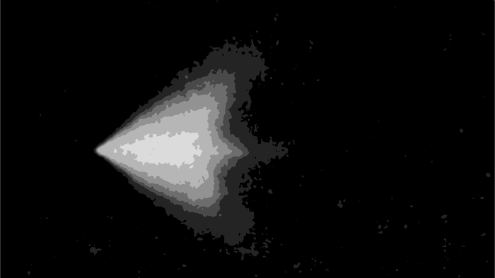 Хвіст Аполлона-8 на земній орбіті при виконанні згоряння в бік Місяця, вид з Землі.