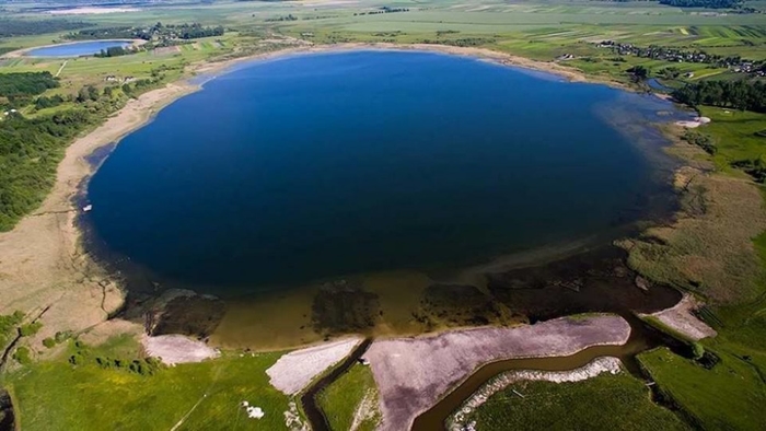 Озеро Сомин в ТОПі моторошних місць України