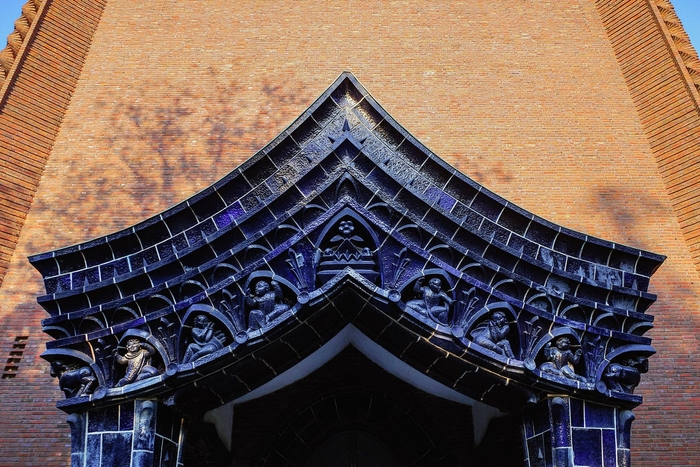 The decorated main entrance of the Cross Church.