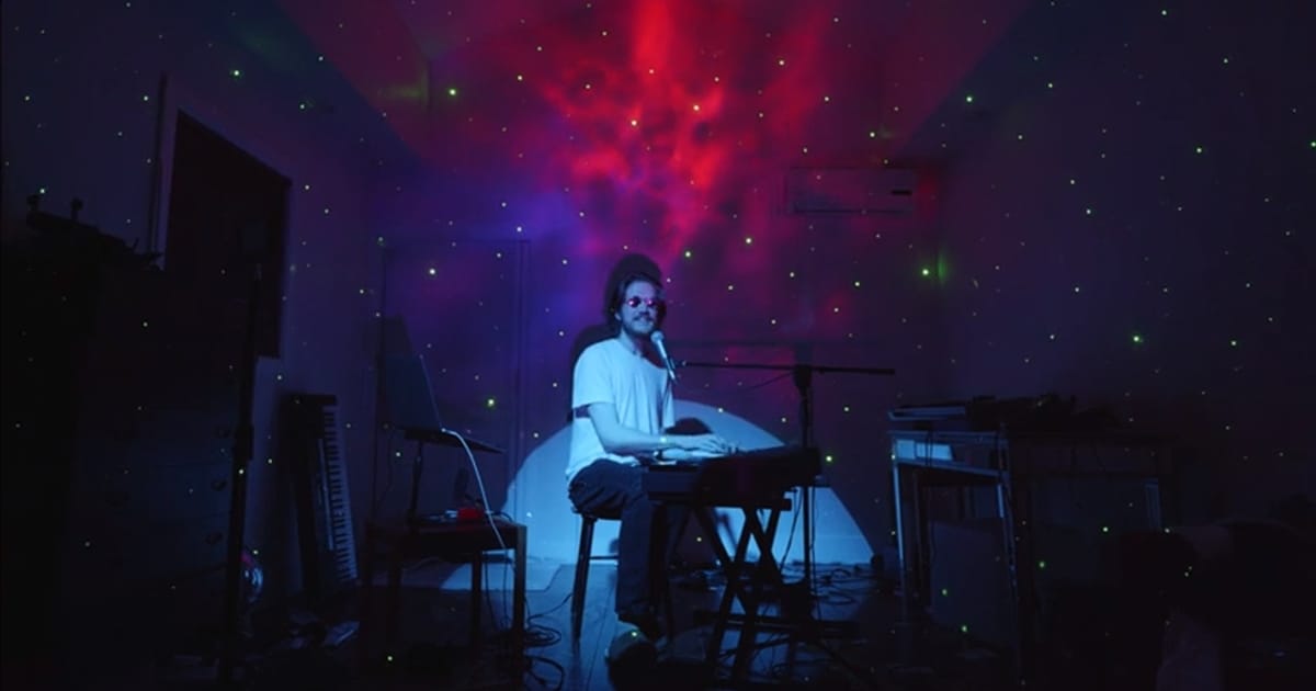 Бо Бернем: Одна кімната, одна камера, три “Еммі”. - Firestarter на we.ua