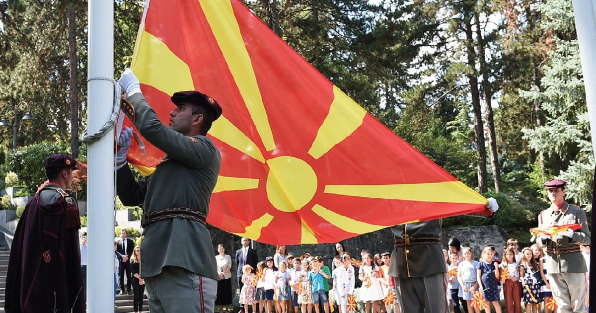 Історія македонського національного прапора (український переклад статті Й. Йоновскі 2022 року) - Monsieur Rin на we.ua