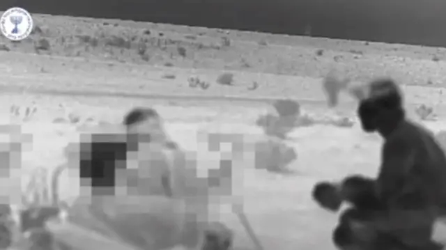 Підпис до фото,Відео роботи диверсантів у тилу ворога