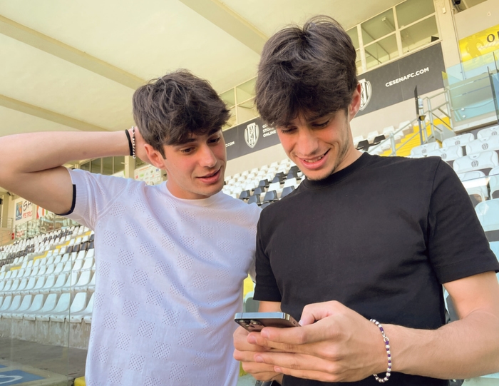 Calcio C, Stiven e Cristian Shpendi hanno conquistato Cesena: "Essere  gemelli è speciale" VIDEO