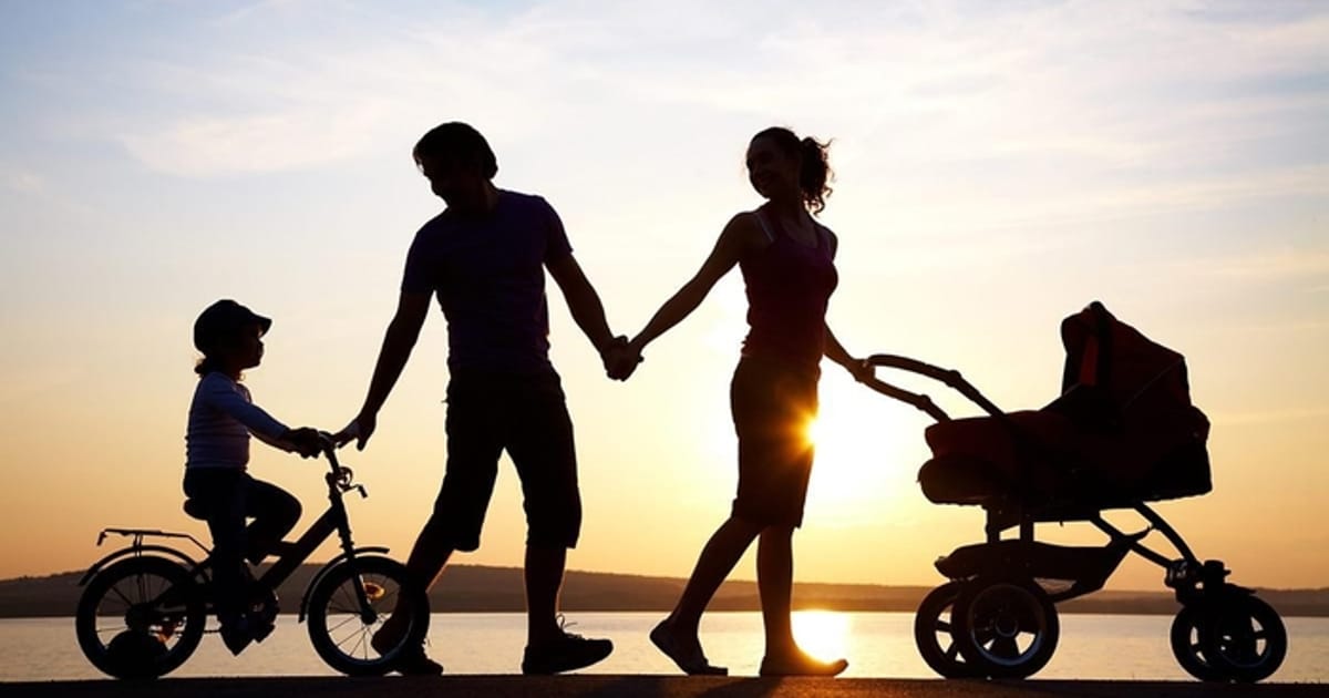 Як підняти народжуваність в Україні: не все залежить від фізіології - Модель економіки на we.ua