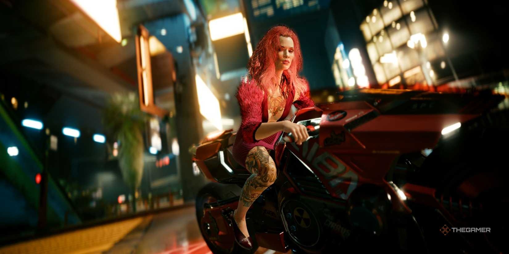 V riding a motorbike in Night City.