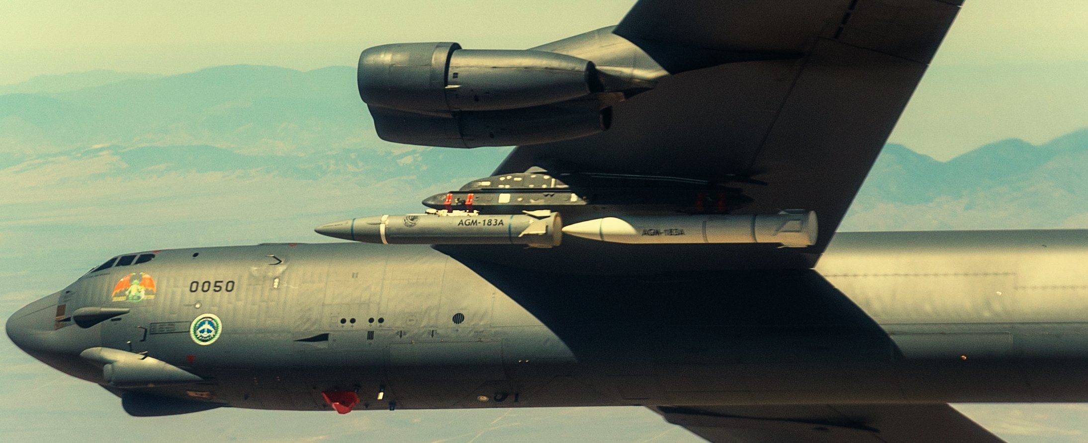 B-52H Stratofortress carrying two AGM-183 ARRW missiles. : r/aviation