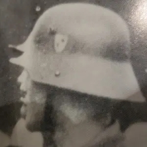 A black background with a white circle in the middle.