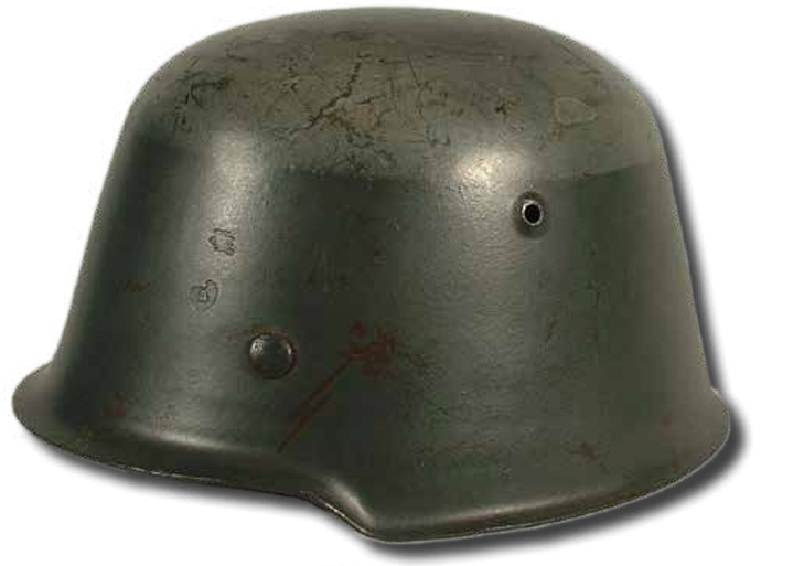 Надлишкові підшоломники воєнного часу як для військових, так і для цивільних шоломів використовувалися в М54. Цей конкретний шолом має цивільний тип підшоломника, у якому підборідний ремінь не знімний, а приклепаний до обідка підшоломника.