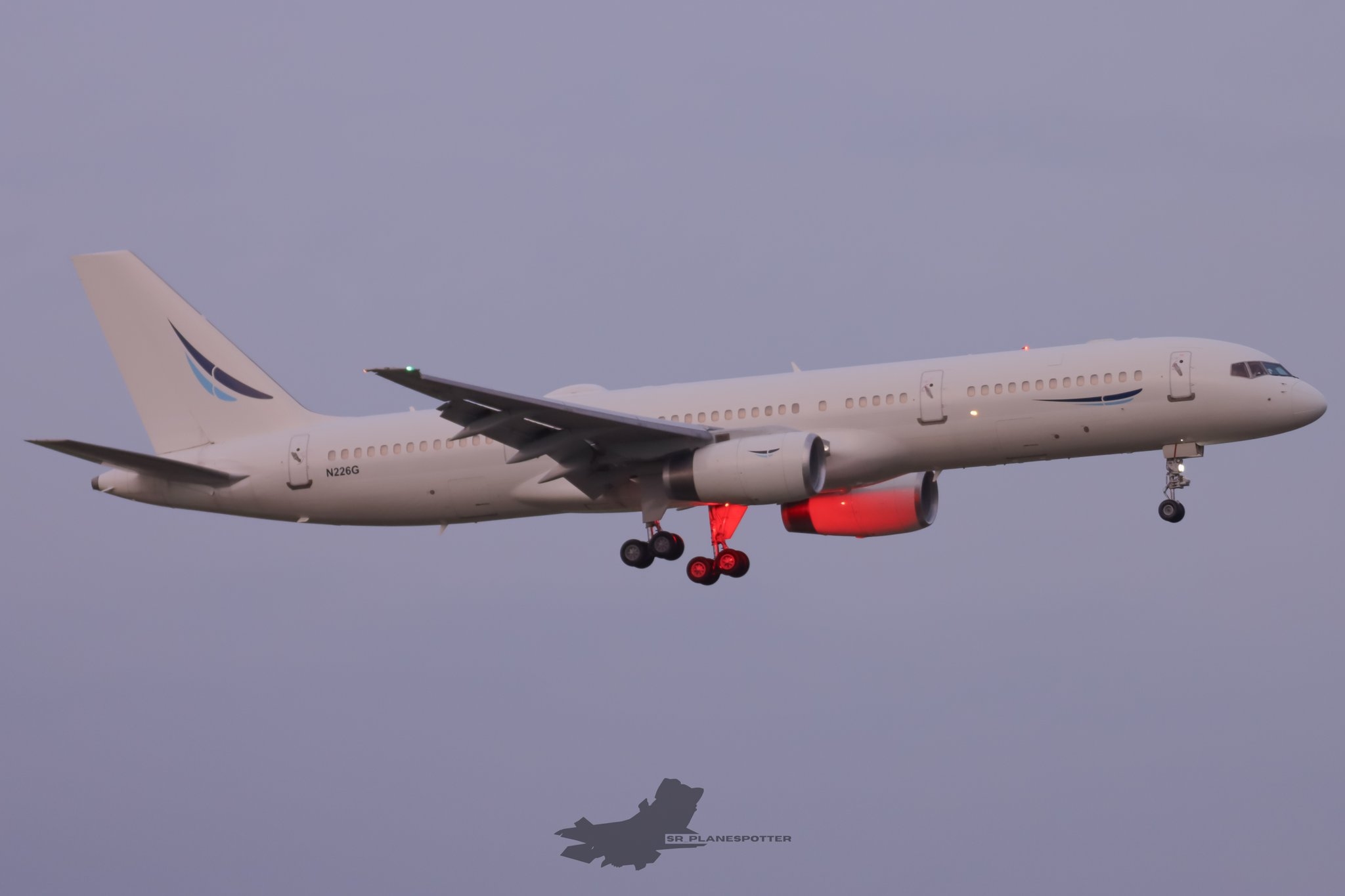 C‑32B/757‑23A N226G від COMCO/L3 Capital, Приземляться у Dallas/Fort Worth International Airport, 2024р. - фото X @SR_Planespotter