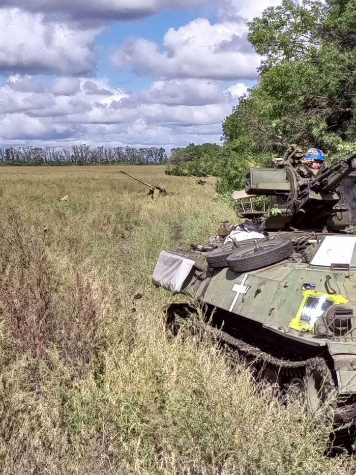 Захоплені російські позиції біля м. Балаклія, 7.09.2022. Для введення в оману були використані гармати КС-19, що були захоплені росіянами на початку вторгнення