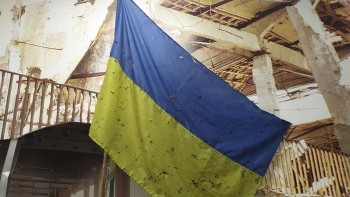Прапор бійців 3-го полку Спецпризначення в новому терміналі Донецького Аеропорту.