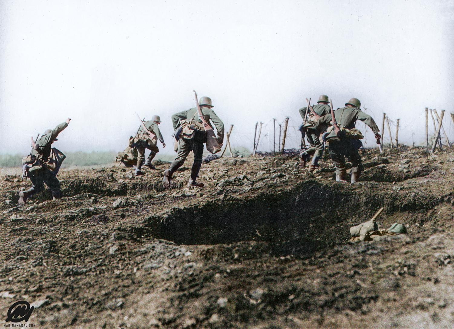 Німецькі штурмовики під час останнього крупного наступу німецької армії у Великій війні.
