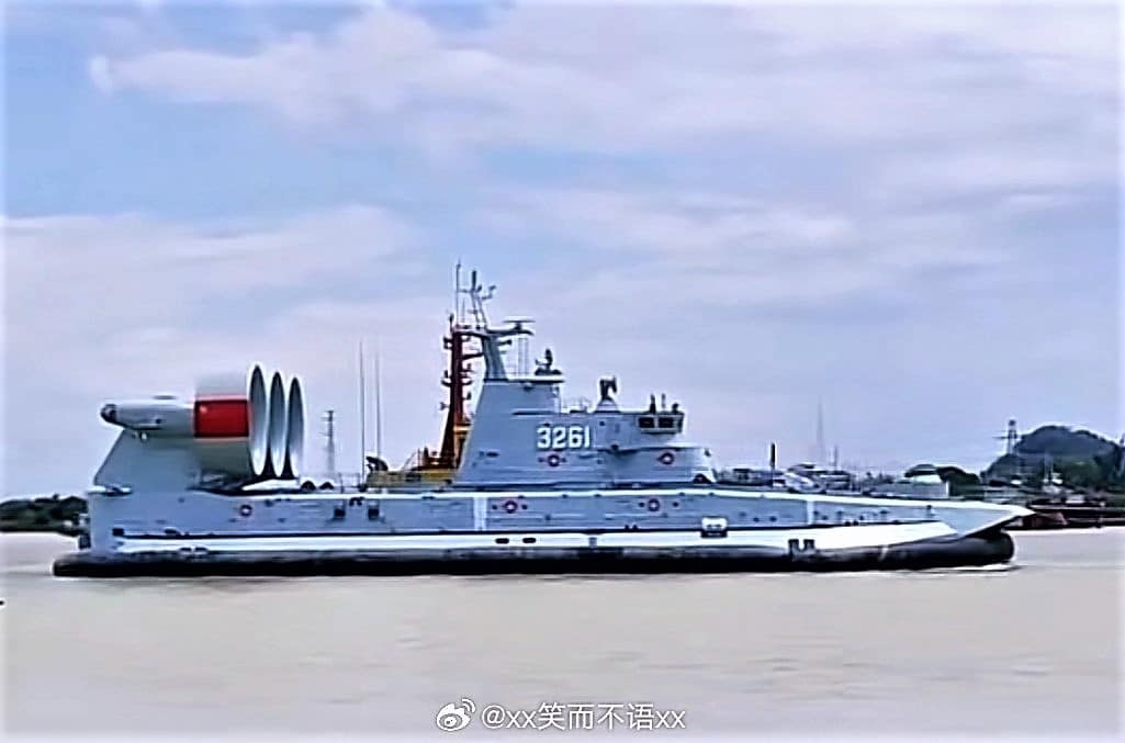 More Zubr-class amphibious assault hovercraft for the Chinese Navy - Naval  News