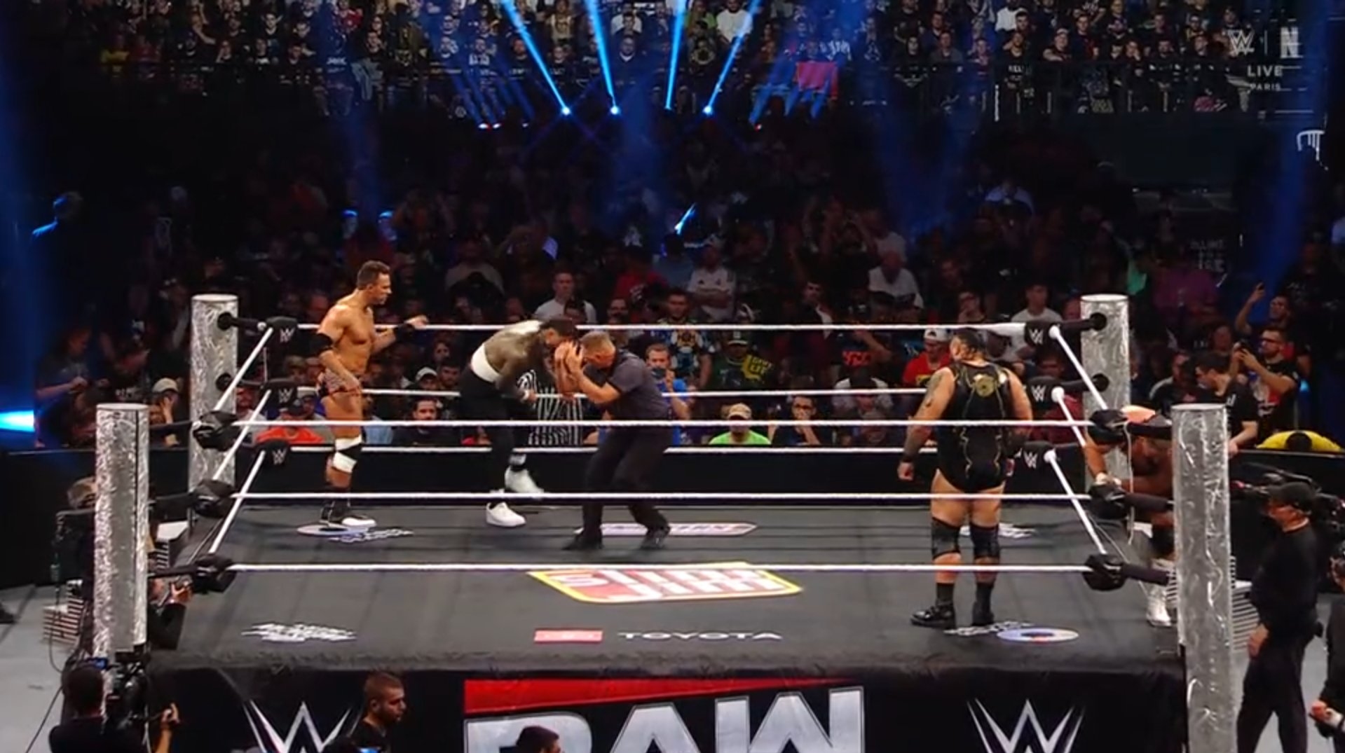 Cory on X: "Main event time. Jey Uso and LA Knight vs Bron Breakker and Bronson Reed #WWERAW https://t.co/gcP2kB8yQp" / X