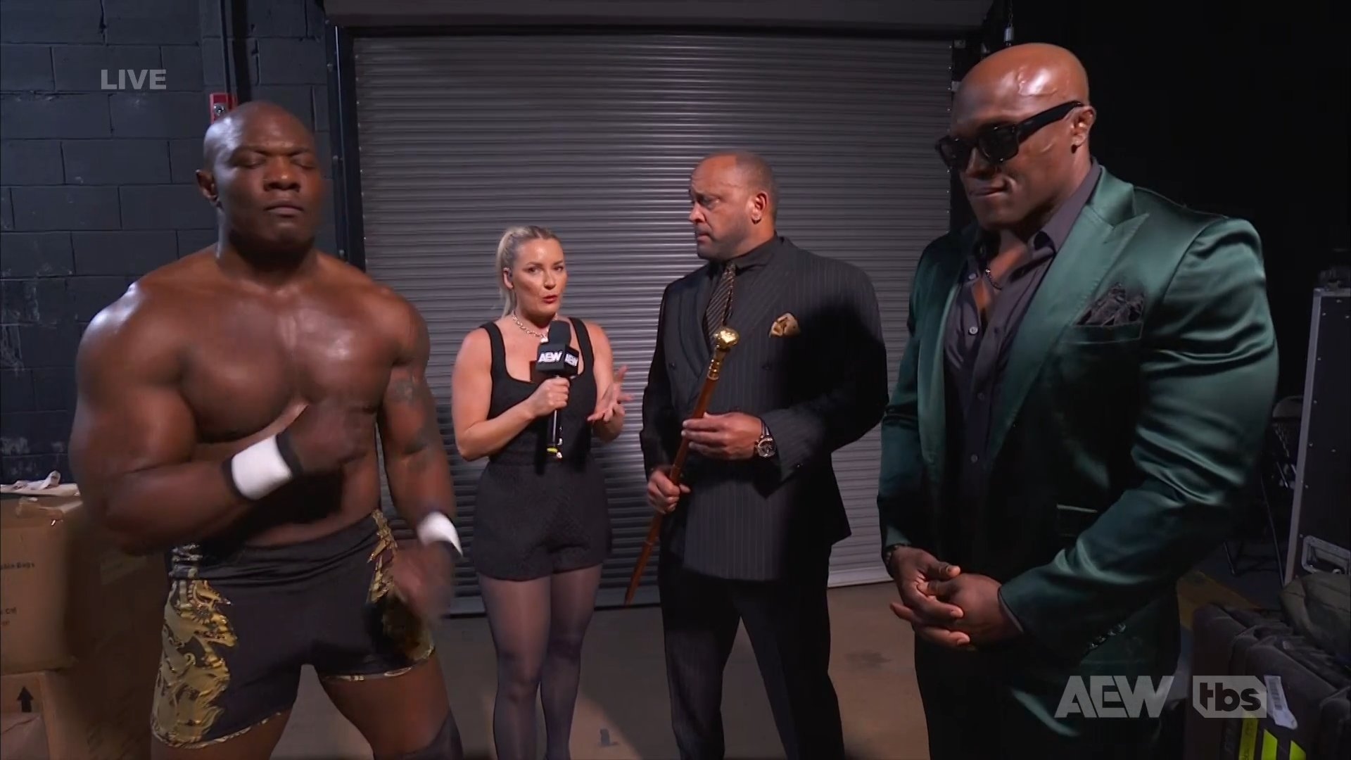 Cory on X: "Renee Paquette backstage interview with The Hurt Syndicate  #AEWDynamite https://t.co/a12ev7VZji" / X