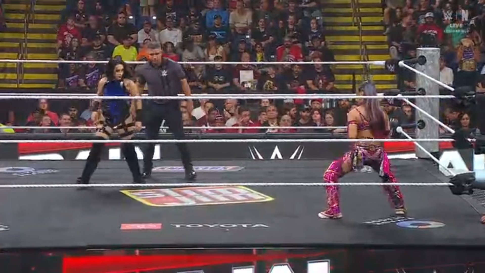 Cory on X: "Stephanie Vaquer vs Kairi Sane #WWERAW https://t.co/EumQdQ8rYF"  / X