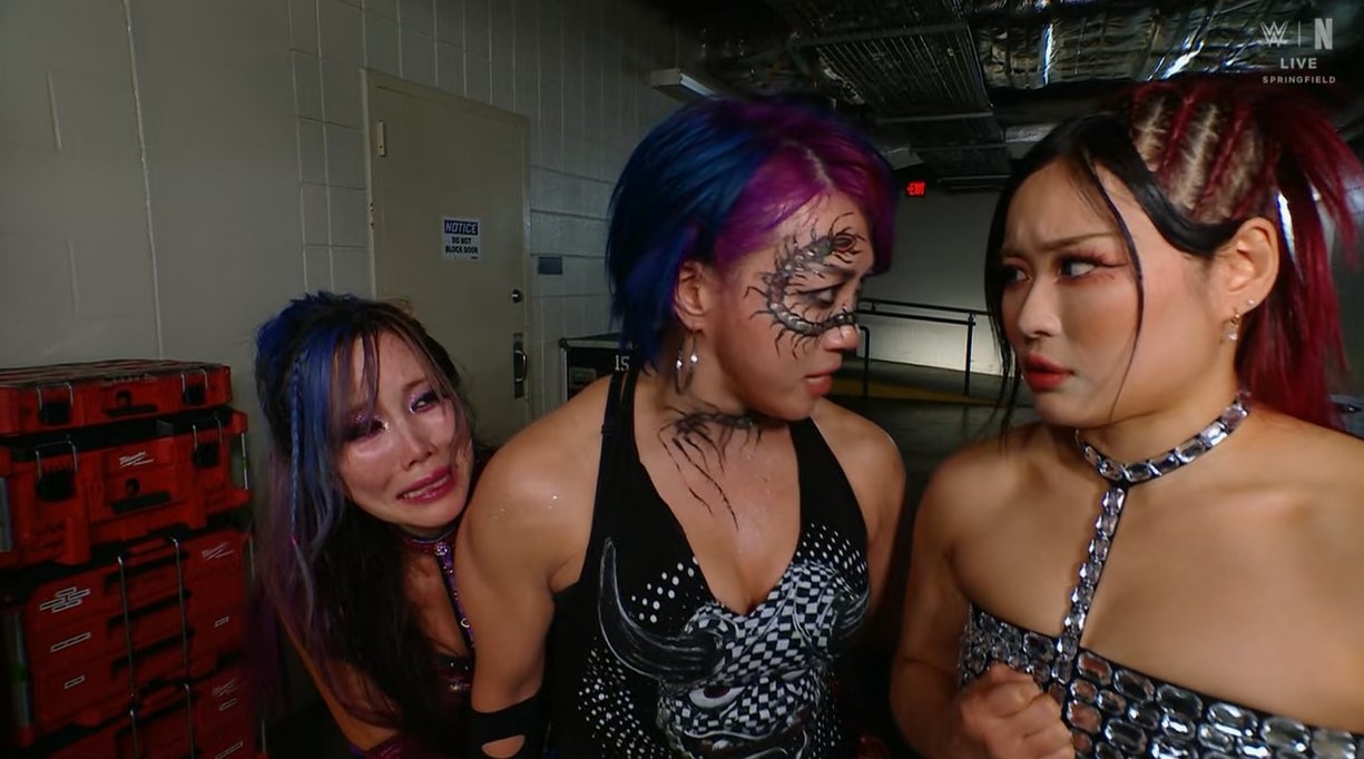FabiShow on X: "Backstage segment with Kairi Sane, Asuka and Iyo Sky  #WWERaw https://t.co/svapcnOTEa" / X