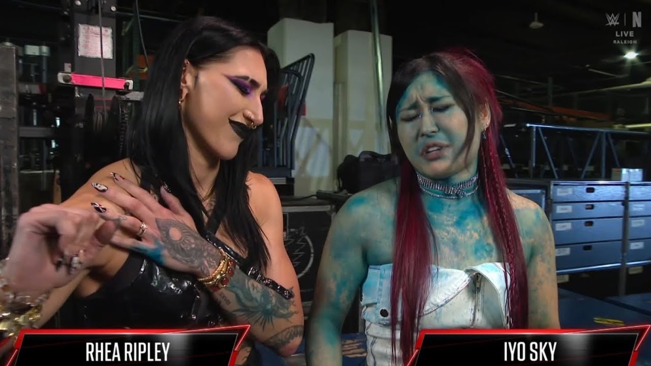 Rhea Ripley habla con Iyo Sky en Backstage: WWE Raw Español: 29/09/2025