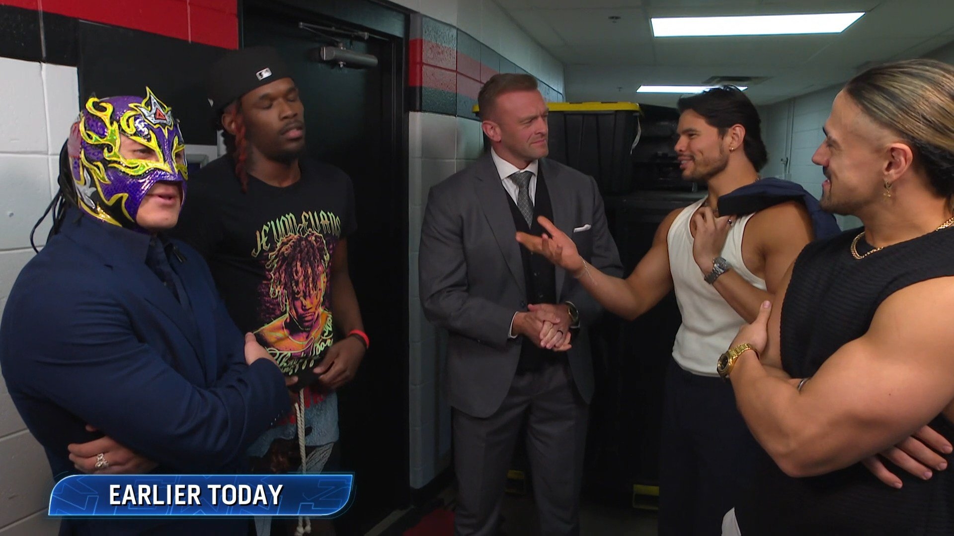 WrestleTalk on X: "JE'VON EVANS IS BACK ON SMACKDOWN! He and Rey Fenix will  face Los Garza next! https://t.co/YquVusJUgJ" / X