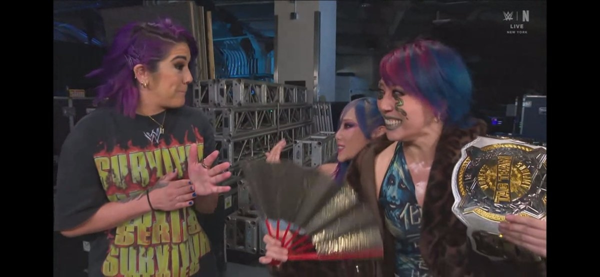 Bayley rejects Asuka's attempts at recruiting her and shifts back to her You idiot persona with Lyra. #WWERaw