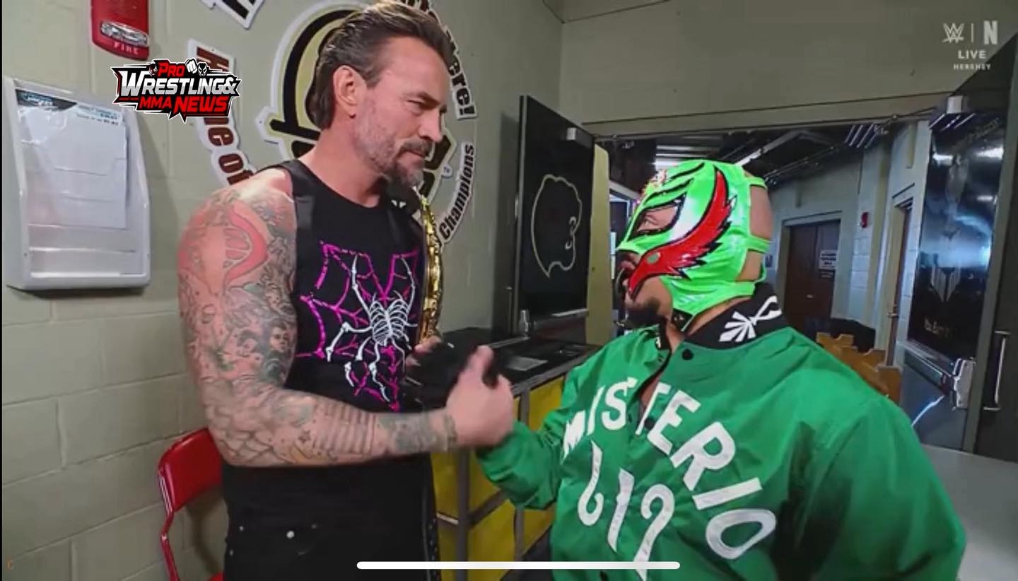 На зображенні може бути: текст «WRESTL ARESTLING ING& 子 MMANEWS NE ΜΜΑ N NEWS LIVE HeKKИT ع ร 019 SERIO TERIO»