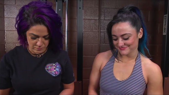 Lyra Valkyria anima a Bayley tras su derrota vs Sol Ruca -WWE Raw 15 de Diciembre 2025