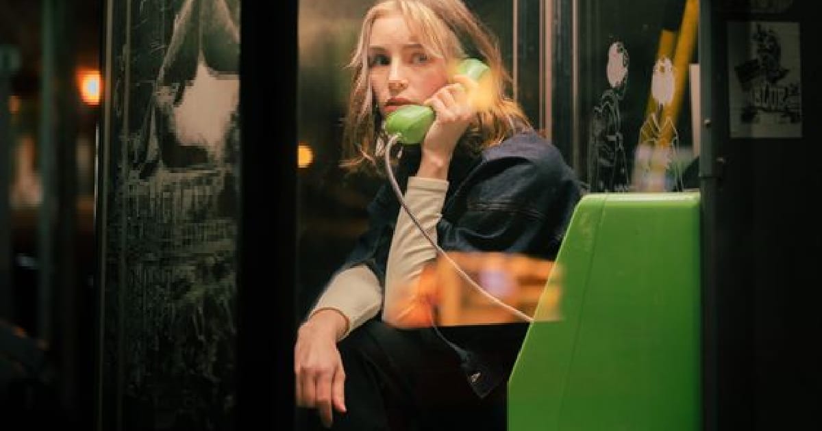 Терапія - “червона таблетка”? - Єлизавета Разводова на we.ua