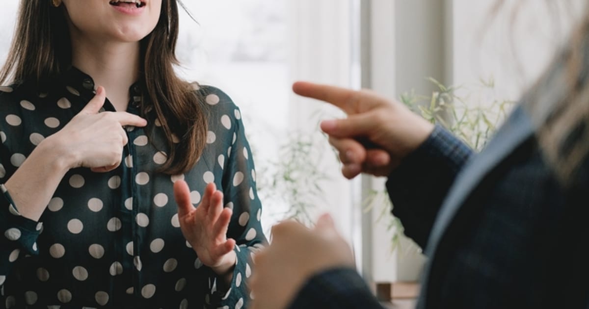 Сила мовчання: роль невербальної комунікації 🙅🏻‍♂️🤷🏻‍♀️ - Катерина Чупрій на we.ua