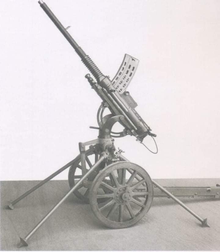 Прототип 13,2-мм експериментального кулемета компанії Meccanica Bresciana Tempini представлений у 1931 році.
