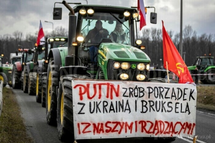 Протести фермерів – у Польщі почали розслідування через скандальний плакат  із закликом до путіна » Слово і Діло