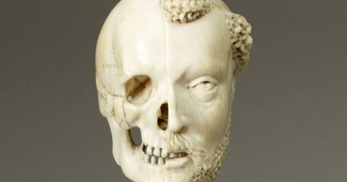 Кулон із зображенням ченця та смерті з колекції Художнього музею Уолтерсу - Про історію та культуру на we.ua