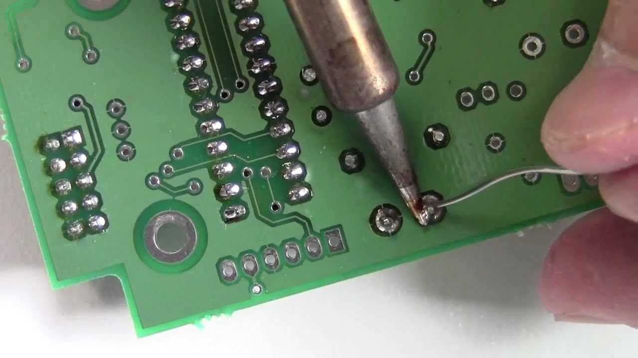 Through Hole Assembly vs Surface Mount Assembly