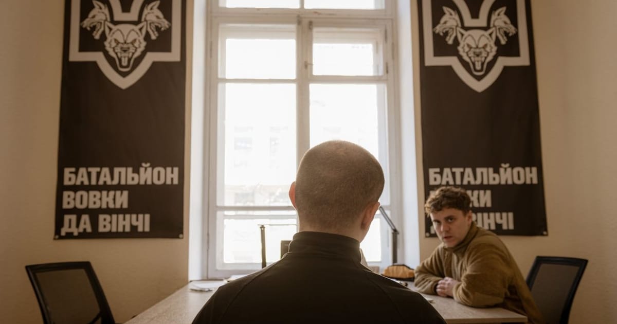 Ухиляння від призову в наляканій Україні - Пащека / Світові новини на we.ua