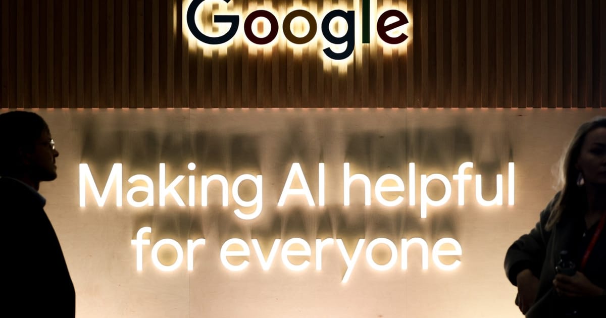 Google обіцяв покращити пошуковий досвід, а натомість радить намазати піцу клеєм - iSIGHT на we.ua