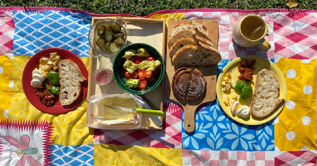 Економний пікнік — як влаштувати відпочинок без 500 грн на кожного - Зручно. Економно. Надійно на we.ua