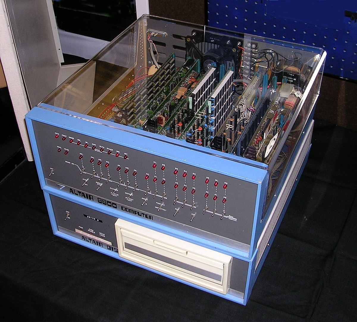 Altair 8800 — Википедия