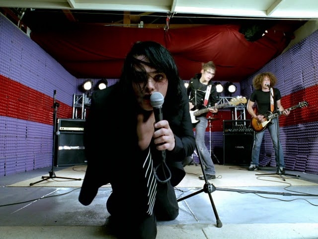 My Chemical Romance - I'm Not Okay (I Promise) [Outtake Version 2] - YouTube