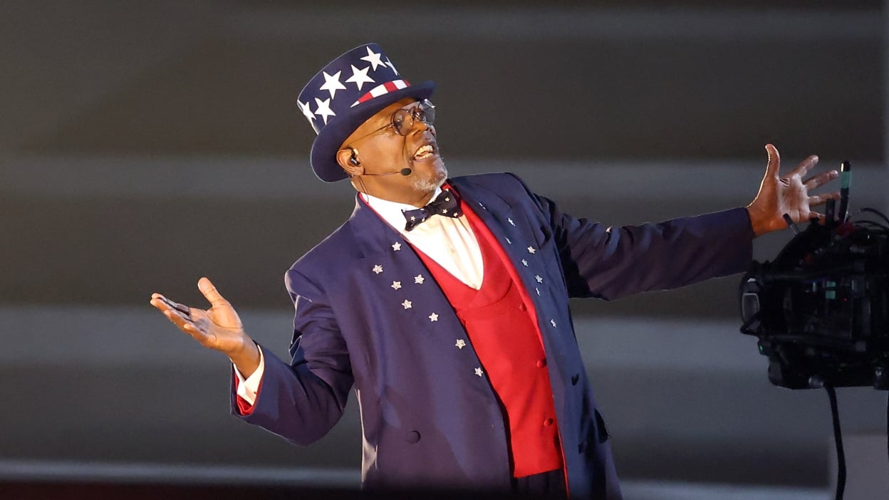 Samuel L. Jackson narrates Kendrick Lamar's halftime show as 'Uncle Sam' |  Mashable