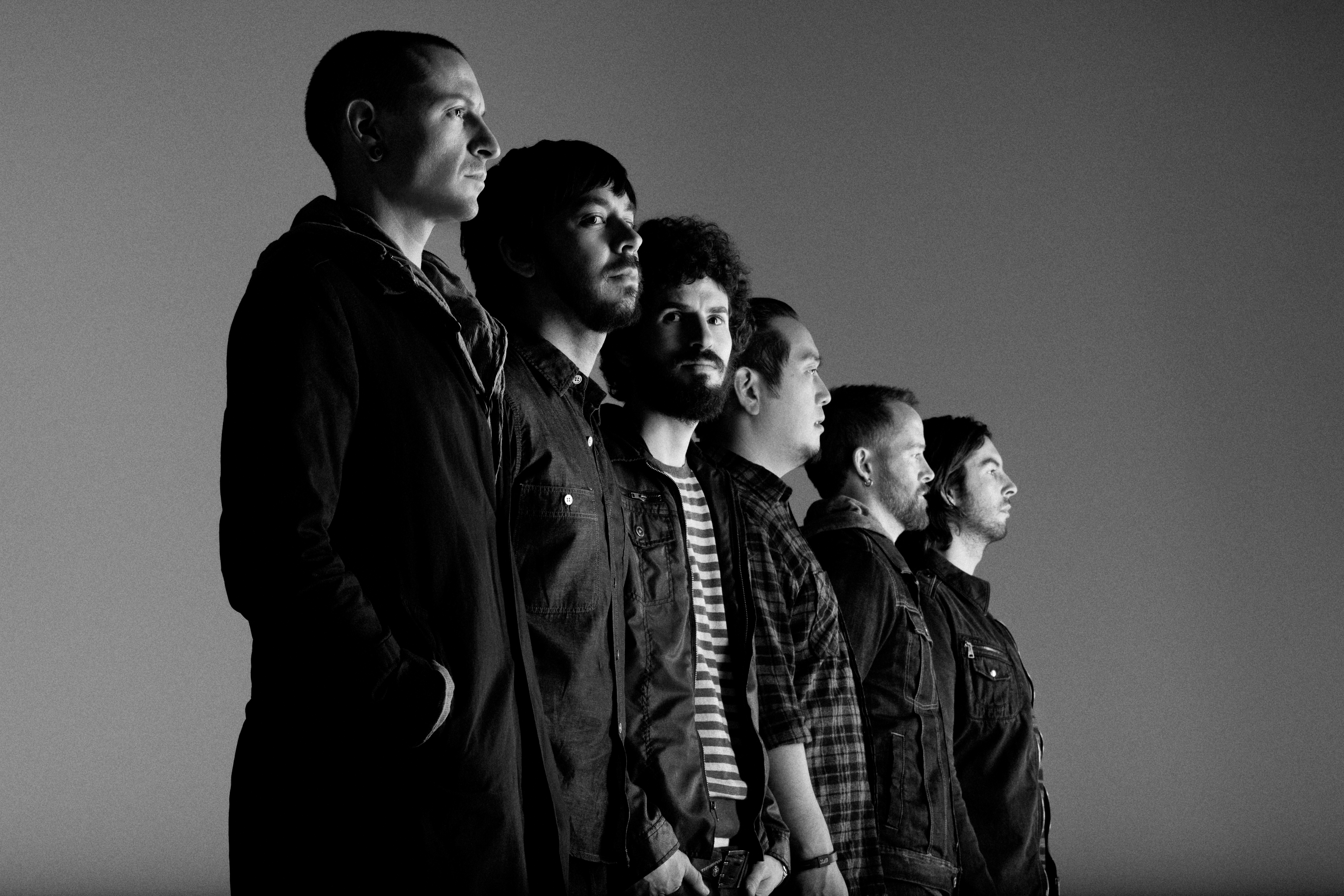 A Thousand Suns' Photoshoot. (5616x3744) Zoom and enjoy :) : r/LinkinPark