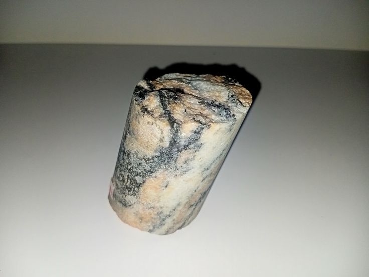 Граніт пегматитовий