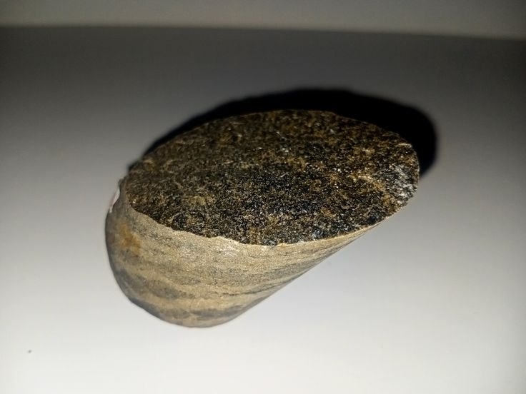 Егірин-рибекитовий метасоматит