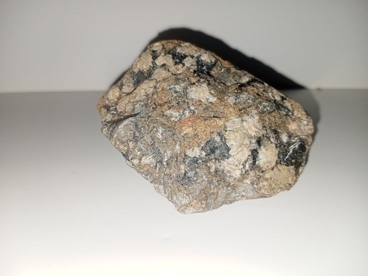 Польовошпатовий амфіболіт