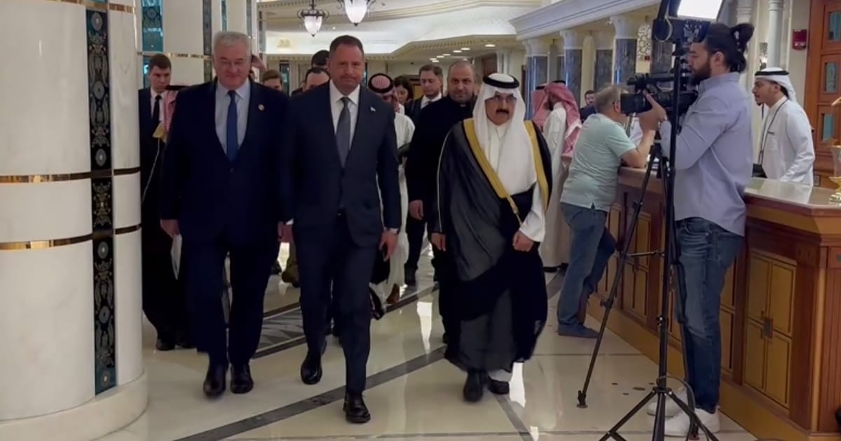 Глобальні політичні події та їх вплив: Чого очікувати від зустрічі України та США? - MYCOIN на we.ua