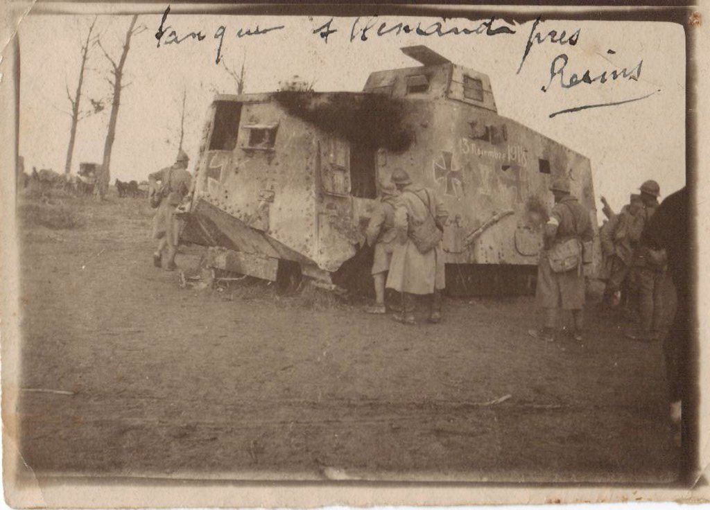 Трофейний A7V в руках французів