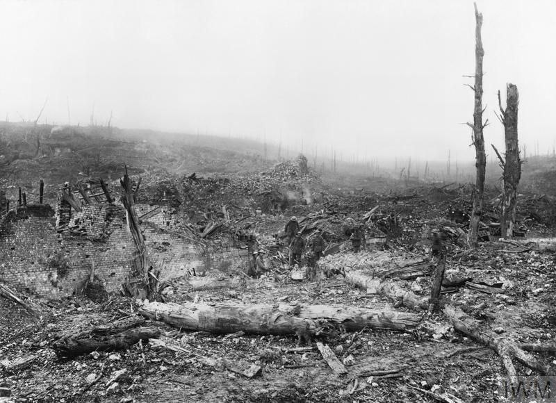 Руїни села Амель на Соммі, осінь 1916