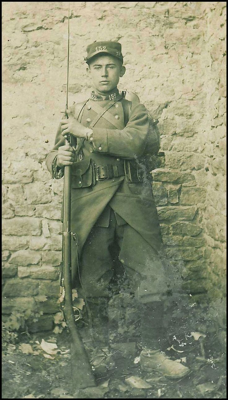 Молодий доброволець 1914 року.