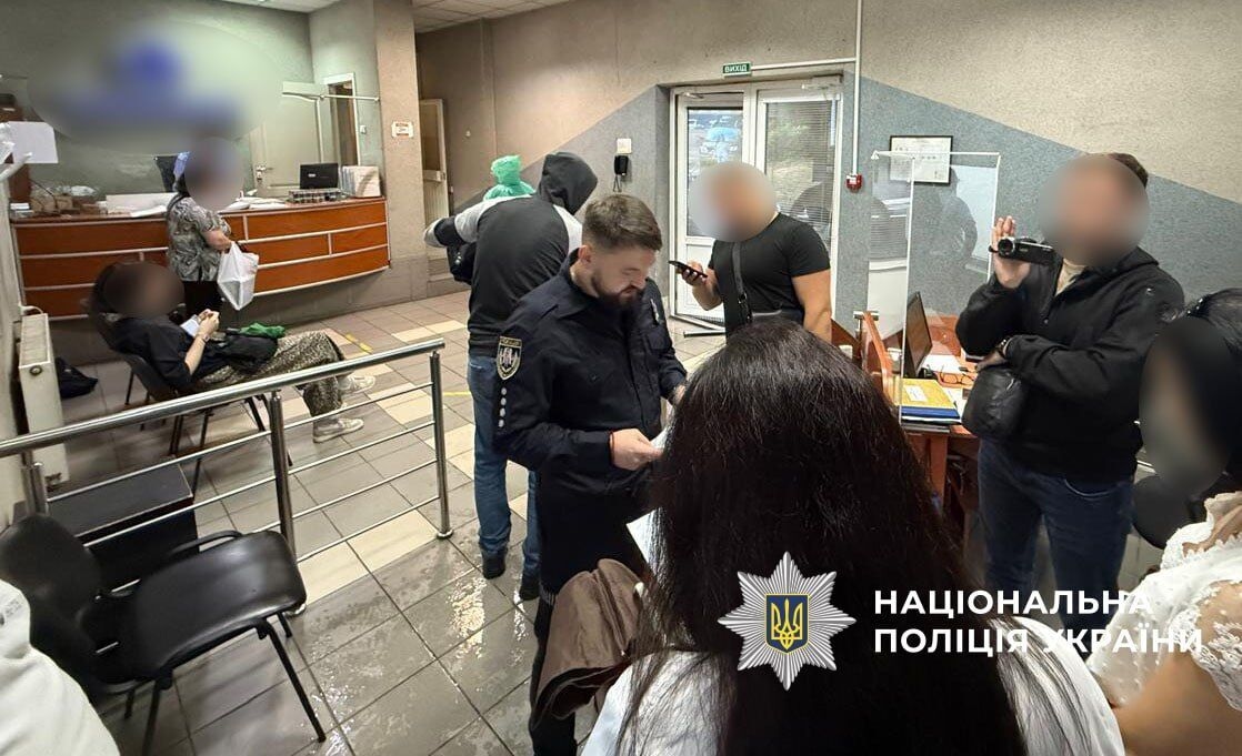 СБУ викрила масштабну фармацевтичну схему з українським олігархом, який постачав ліки для армії росії