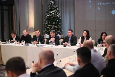 Фото 3 — Закарпаття – лідер економічного зростання: вітроенергетика та інвестиції як драйвери розвитку