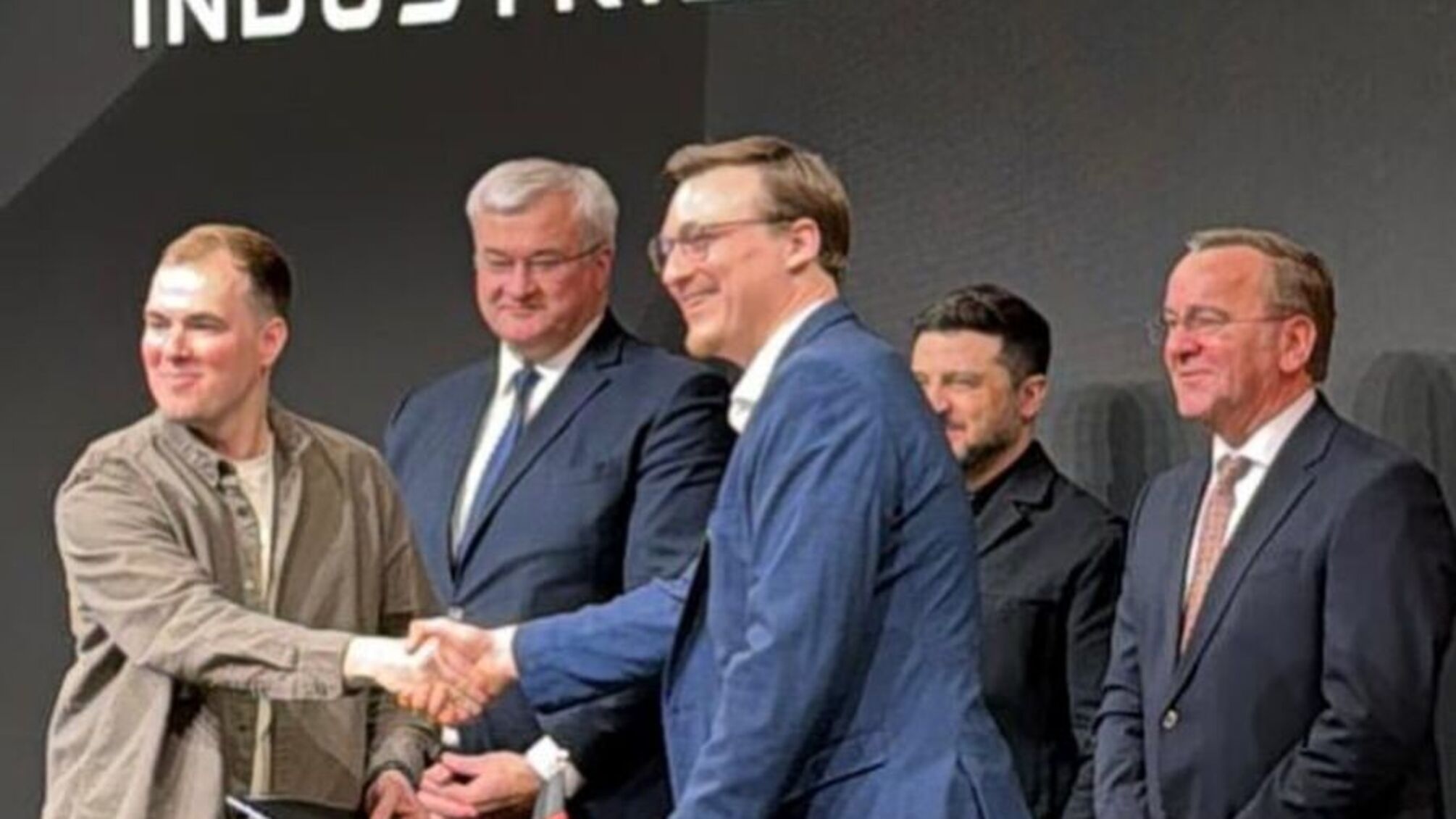 Дрони для України: підписано меморандум з Wingcopter у Мюнхені